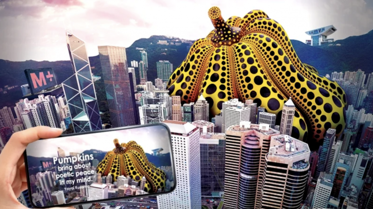Louis Vuitton x 草间弥生：进入AR时尚艺术世界