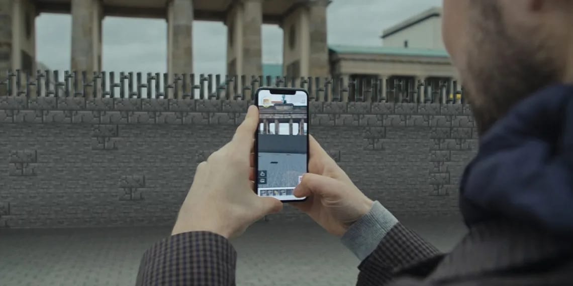 Augmented Reality used in Travel Industry: Bring down the Berlin Wall