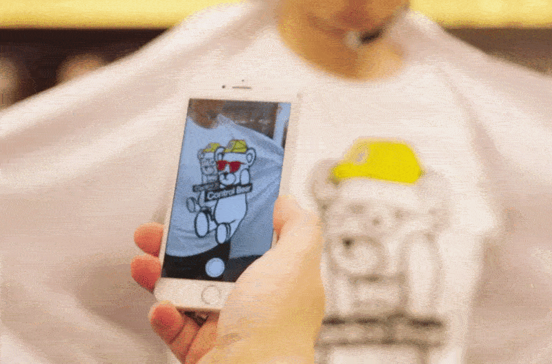 T-Shirt Augmented Reality Idea Control Bear