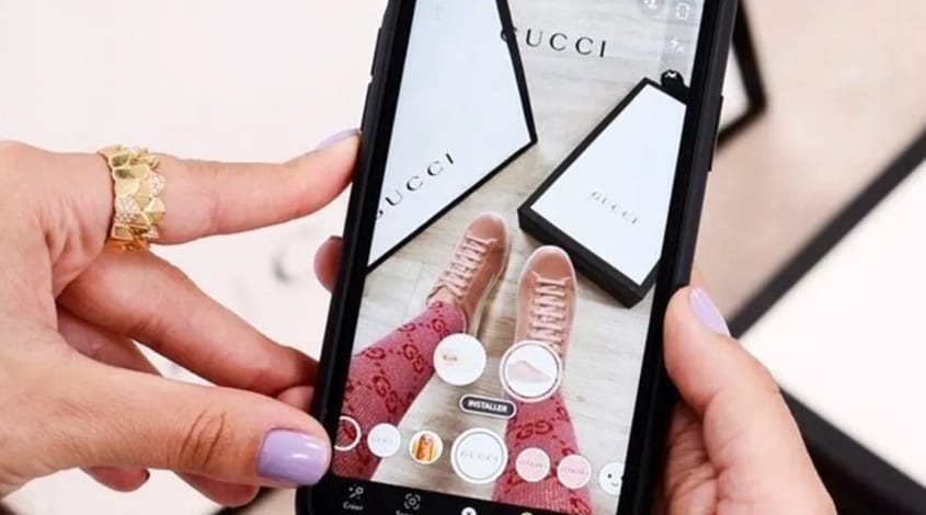 Augmented Reality Fashion Example Gucci Sneaker Try On