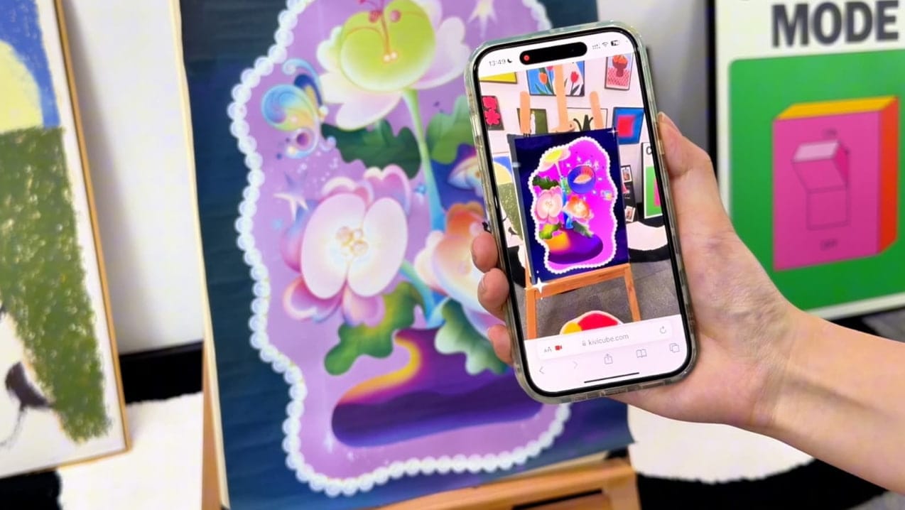 Augmented Reality Applications AR Crystal in Bloom Artwork