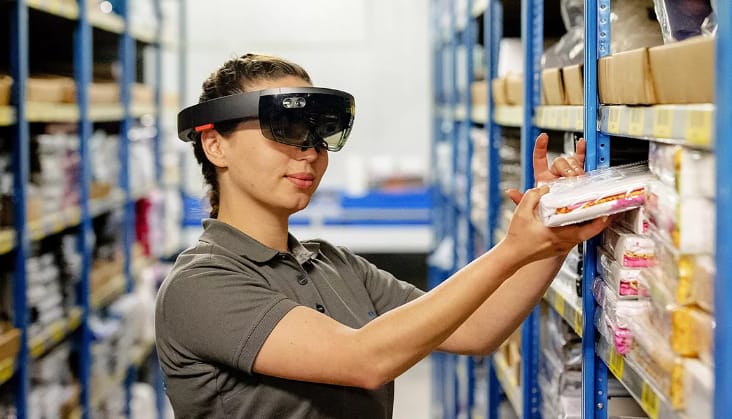 Augmented Reality Applications DHL AR Warehouse
